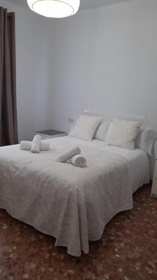 Casa Rural Dona Catalina Jimena De La Frontera Eksteriør billede