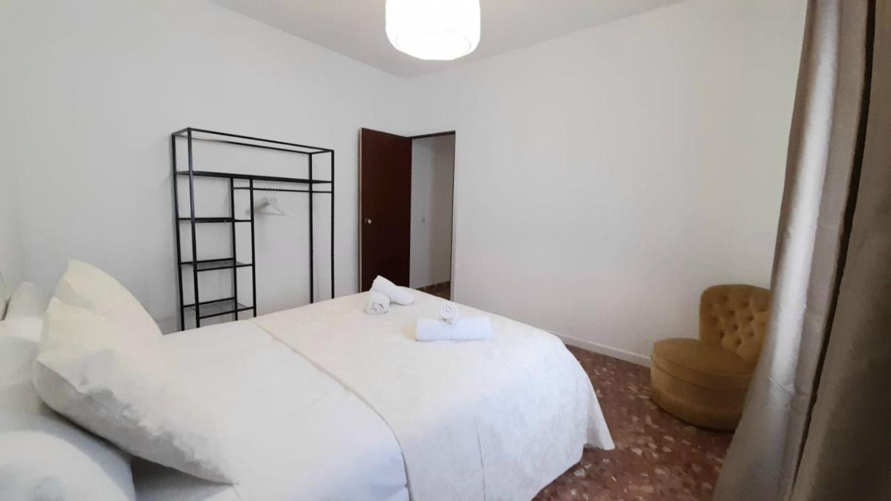 Casa Rural Dona Catalina Jimena De La Frontera Eksteriør billede
