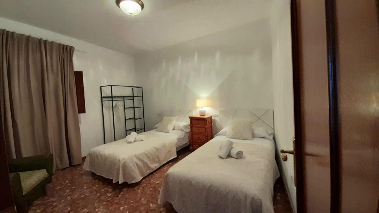 Casa Rural Dona Catalina Jimena De La Frontera Eksteriør billede