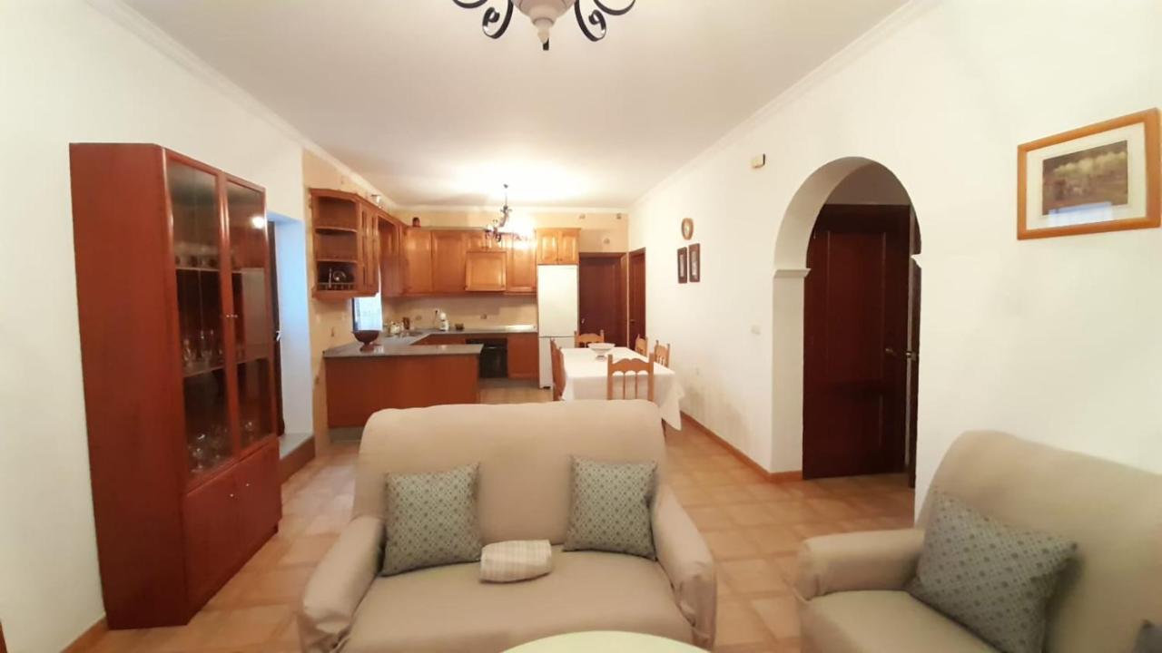 Casa Rural Dona Catalina Jimena De La Frontera Eksteriør billede