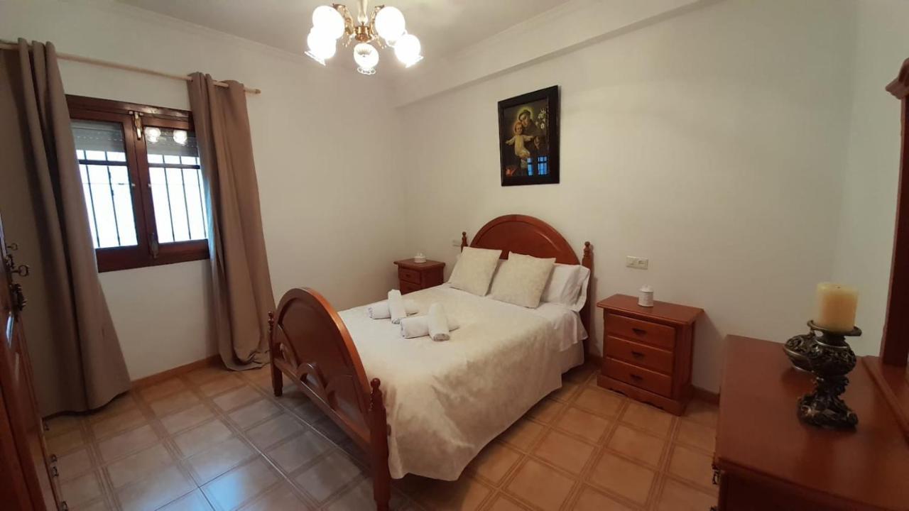 Casa Rural Dona Catalina Jimena De La Frontera Eksteriør billede
